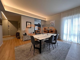 Quadrilocale in Vendita a Piacenza, 255'000&euro;, 133 m²