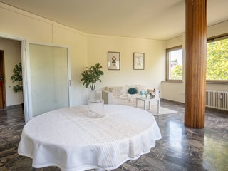 Appartamento in Vendita a Prato, 235'000&euro;, 195 m²