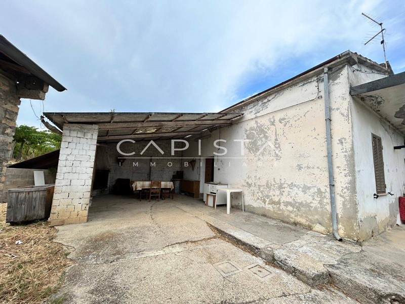 Bilocale in Vendita a Ortona, 30'000&euro;, 47 m²