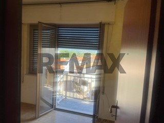 Quadrilocale in Vendita a Minturno, 75'000&euro;, 91 m²