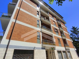 Appartamento in Vendita a Campobasso, 155'000&euro;, 156 m²