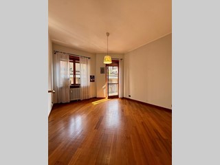 Trilocale in Affitto a Torino, 600&euro;, 85 m², arredato