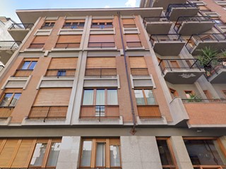 Trilocale in Affitto a Torino, 1'200&euro;, 85 m², arredato