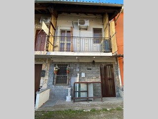 Trilocale in Vendita a Borgo San Siro, 35'000&euro;, 118 m²