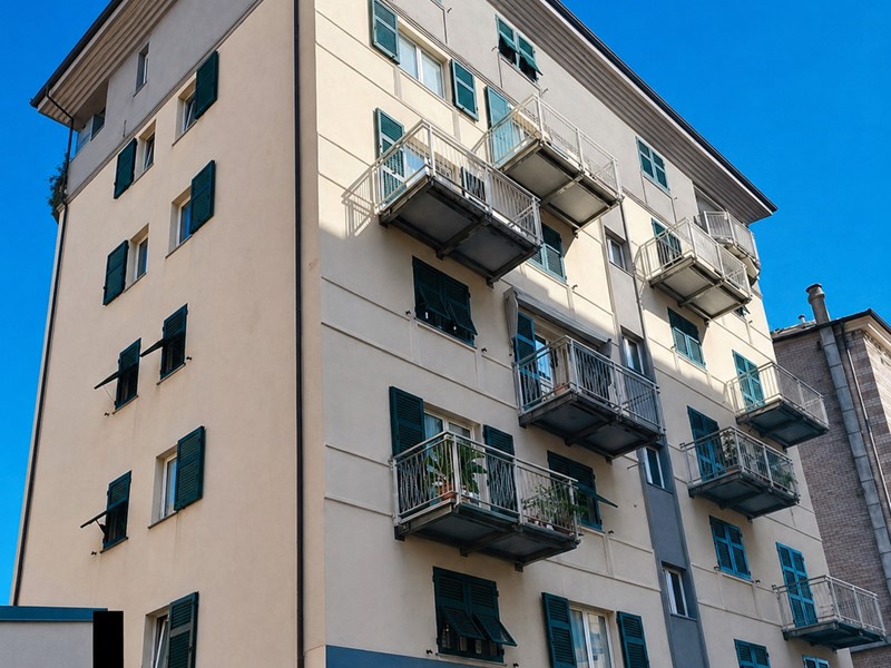 Appartamento in Vendita a Savona, 385'667&euro;, 193 m², con Box