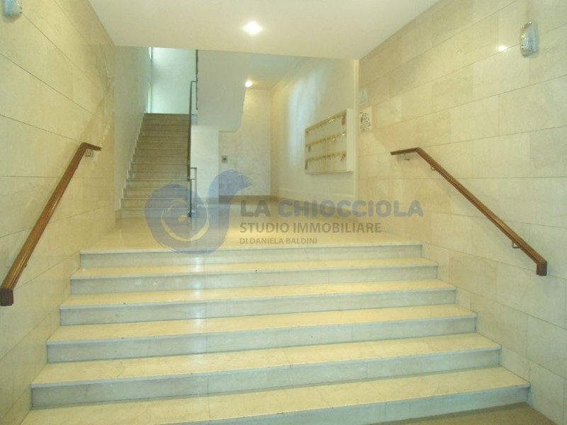 Trilocale in Affitto a Bologna, zona 16.Costa Saragozza, 1'250&euro;, 85 m², arredato