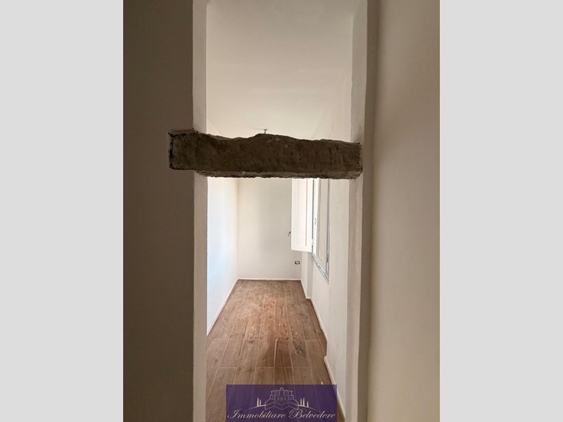 Trilocale in Vendita a Firenze, zona Galluzzo, 300'000&euro;, 70 m²