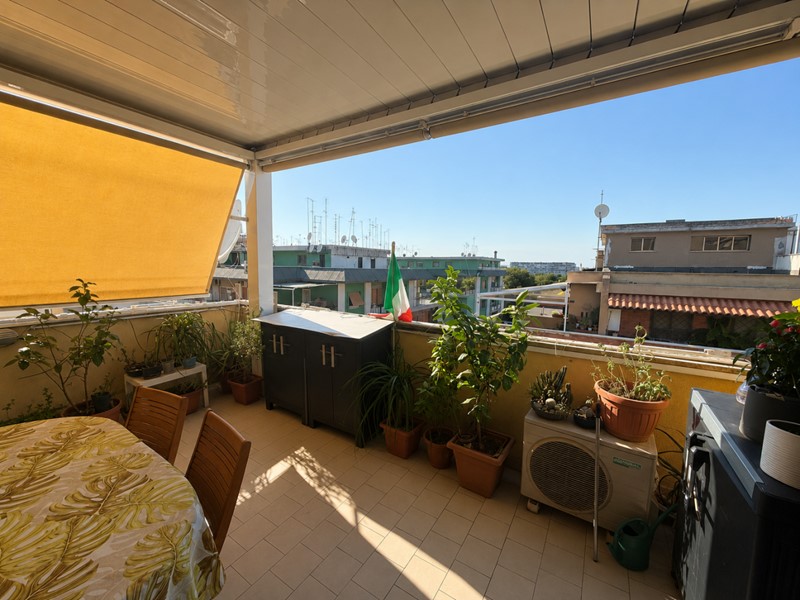 Trilocale in Vendita a Roma, 340'000&euro;, 90 m²