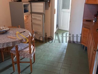 Trilocale in Affitto a Torino, zona Nizza Millefonti, 390&euro;, 70 m², arredato