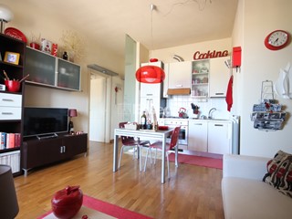 Trilocale in Vendita a Lucca, 165'000&euro;, 60 m², arredato