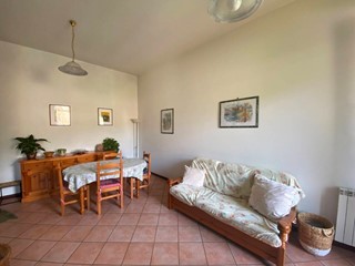 Bilocale in Affitto a Meina, 700&euro;, 80 m², arredato, con Box
