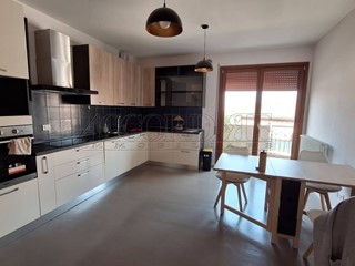 Appartamento in Vendita a Veggiano, 170'000&euro;, 115 m², con Box