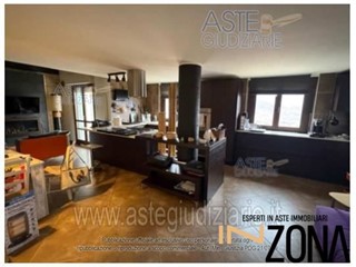 Quadrilocale in Vendita a L'Aquila, 92'345&euro;, 100 m²