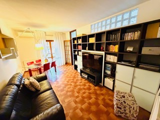 Quadrilocale in Vendita a Carrara, zona Avenza, 205'000&euro;, 84 m²
