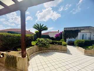 Attico in Vendita a San Gavino Monreale, 200'000&euro;, 168 m²