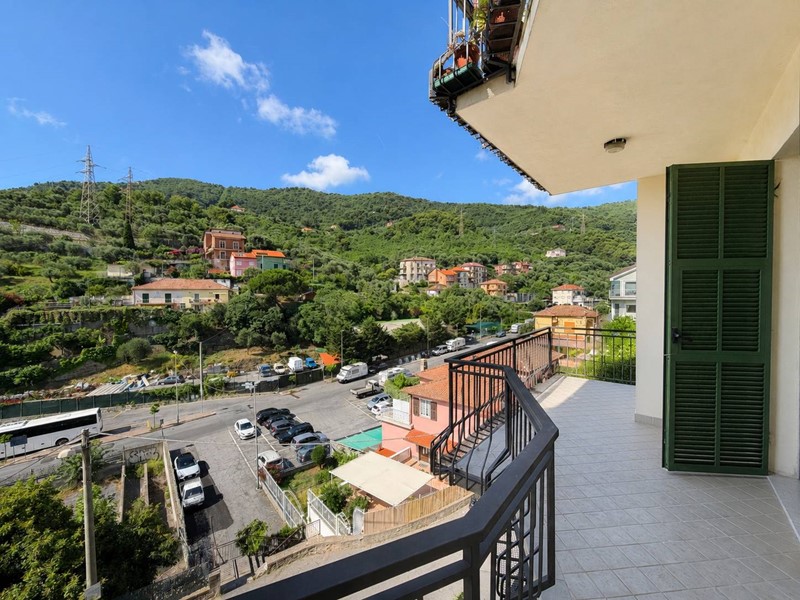 Appartamento in Vendita a Alassio, 289'000&euro;, 95 m²