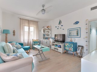 Appartamento in Vendita a Campo nell'Elba, 490'000&euro;, 101 m²