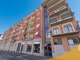 Trilocale in Vendita a Torino, 169'000&euro;, 80 m²
