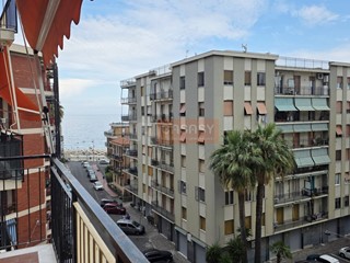 Trilocale in Vendita a Albenga, 210'000&euro;, 70 m²