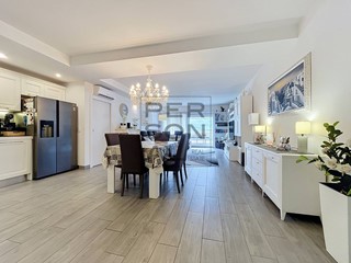 Quadrilocale in Vendita a Rovereto, 385'000&euro;, 142 m²