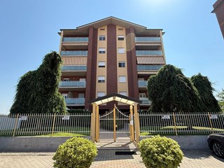 Quadrilocale in Vendita a Alessandria, 165'000&euro;, 110 m²