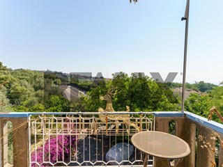 Appartamento in Vendita a San Giovanni la Punta, 180'000&euro;, 164 m²
