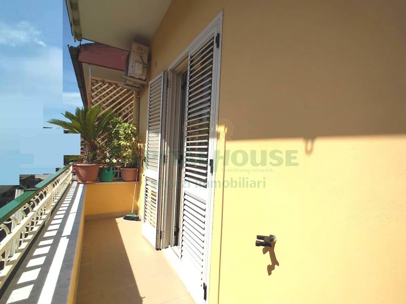 Quadrilocale in Affitto a San Prisco, 400&euro;, 90 m²