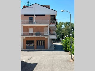 Trilocale in Affitto a Fara in Sabina, 650&euro;, 75 m²