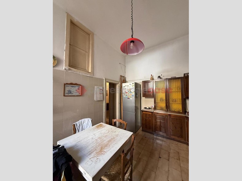 Quadrilocale in Vendita a Bari, 300'000&euro;, 130 m²
