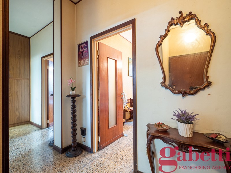 Bilocale in Vendita a Milano, 249'000&euro;, 69 m²