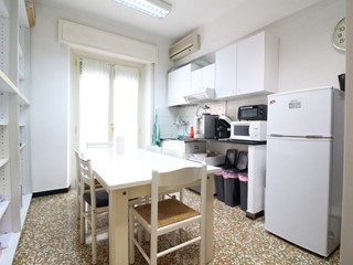 Trilocale in Vendita a Genova, 78'000&euro;, 75 m²