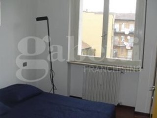 Bilocale in Vendita a Milano, 210'000&euro;, 46 m²