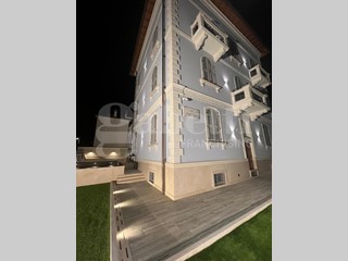 Quadrilocale in Affitto a Terni, 1'500&euro;, 140 m², arredato