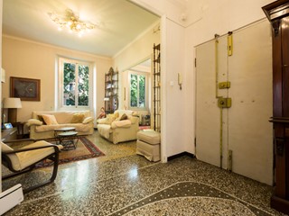Appartamento in Vendita a Genova, zona Albaro, 373'000&euro;, 103 m²