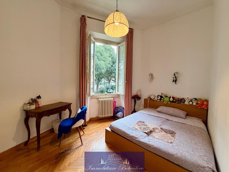 Appartamento in Vendita a Firenze, zona Campo di Marte, 525'000&euro;, 110 m²