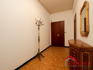 Appartamento in Affitto a Genova, zona Sestri Ponente, 1'000&euro;, 109 m², arredato