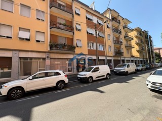 Bilocale in Vendita a Brescia, 120'000&euro;, 65 m²
