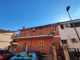 Bilocale in Vendita a Guidonia Montecelio, zona Villalba, 59'000&euro;, 60 m²