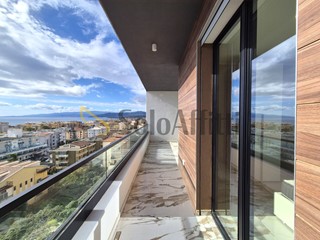 Quadrilocale in Affitto a Catanzaro, zona Lido Casciolino, 1'200&euro;, 90 m², arredato