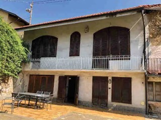 Appartamento in Vendita a Vallo Torinese, 95'625&euro;, 1098 m²