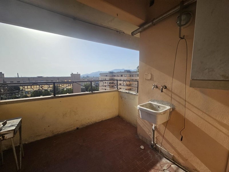 Trilocale in Vendita a Pontedera, 95'000&euro;, 60 m², arredato