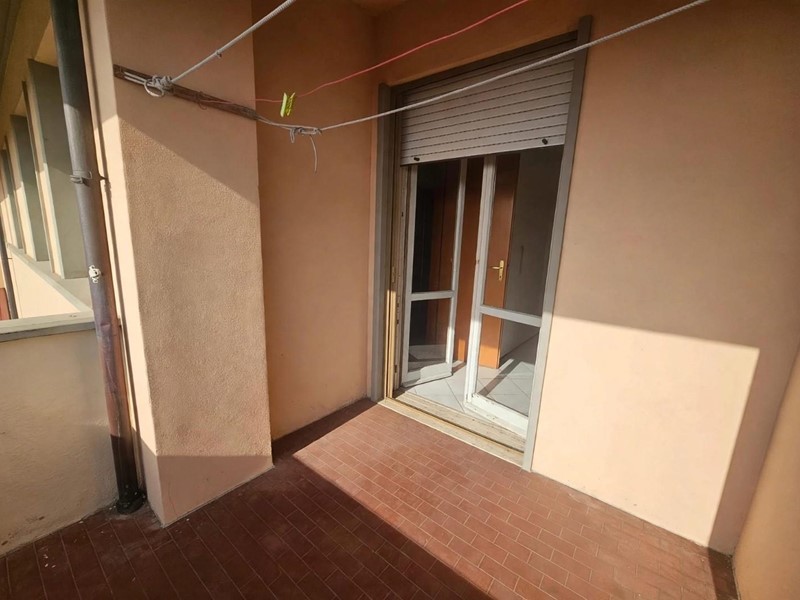 Trilocale in Vendita a Pontedera, 95'000&euro;, 60 m², arredato