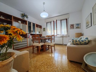 Trilocale in Vendita a Massa, 130'000&euro;, 58 m²