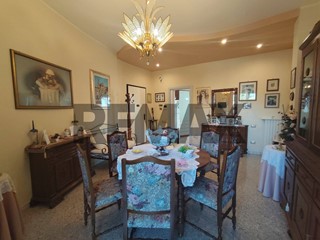 Appartamento in Vendita a Matera, 185'000&euro;, 100 m²