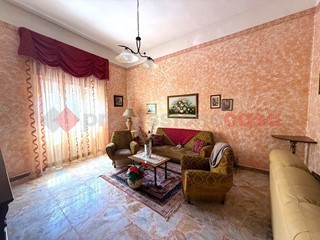 Quadrilocale in Vendita a Manduria, 130'000&euro;, 155 m²