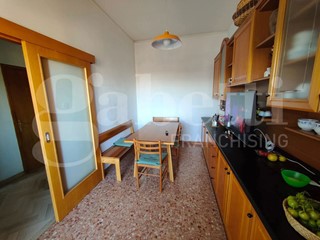 Appartamento in Affitto a Macerata, 200&euro;, 200 m²