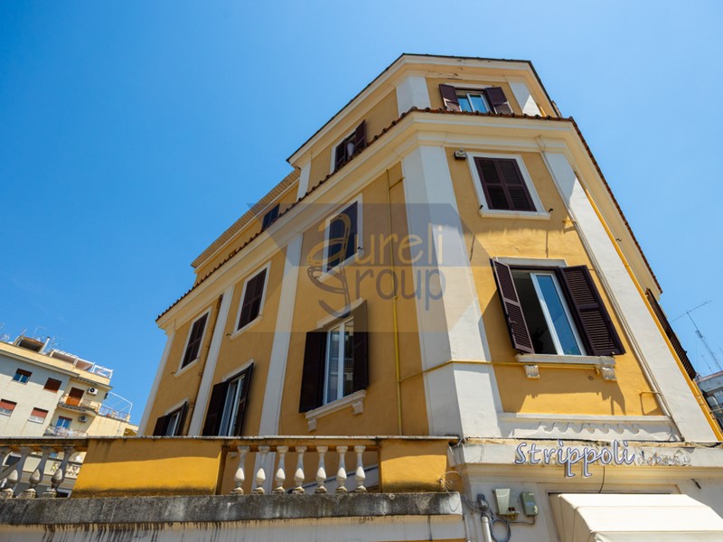 Trilocale in Vendita a Roma, zona Appio Latino, 318'000&euro;, 70 m²
