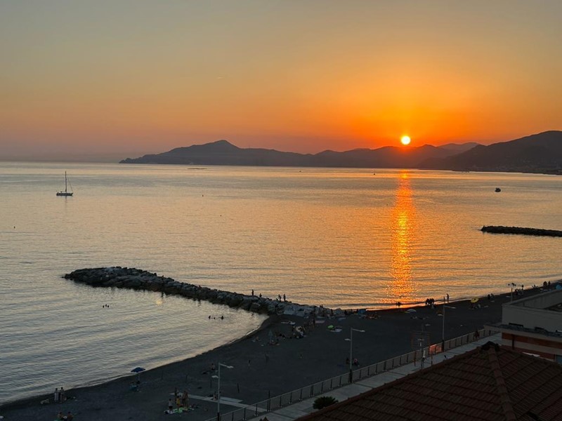 Appartamento in Vendita a Sestri Levante, 120 m², arredato