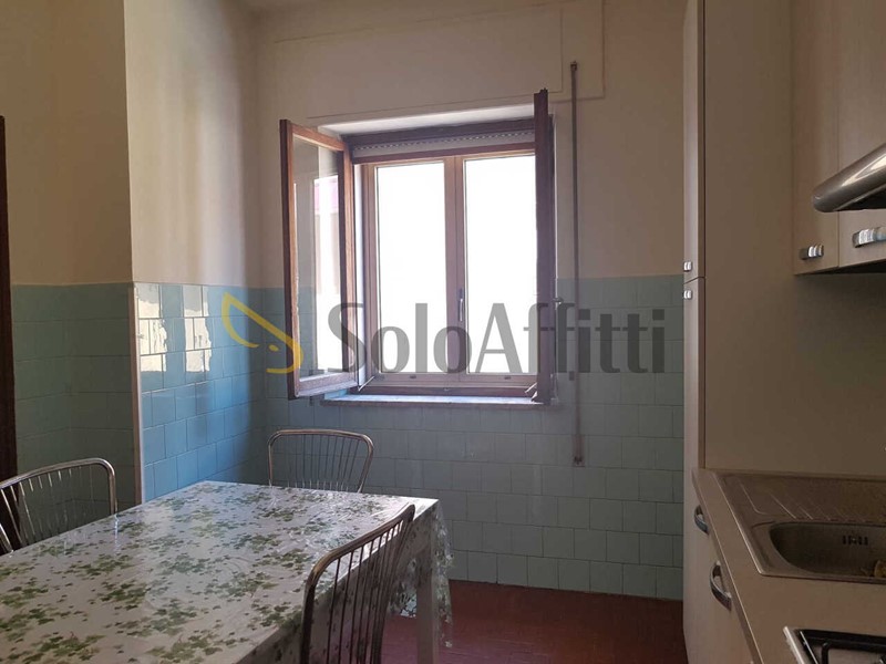 Trilocale in Affitto a Catanzaro, zona Lido Lungomare, 750&euro;, 100 m², arredato