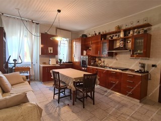 Trilocale in Vendita a Cologno Monzese, 195'000&euro;, 72 m²